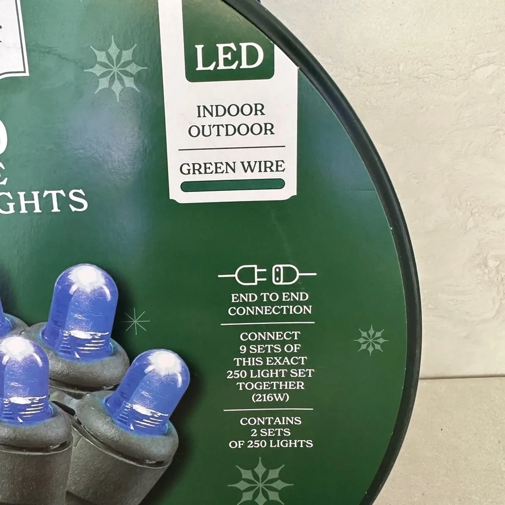 500 Blue Dome LED Lights 103.7 ft. Lighted Length Green Wire Indoor/Outdoor